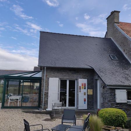 Les Fleurs Du Mont Bed & Breakfast Caux Exterior foto