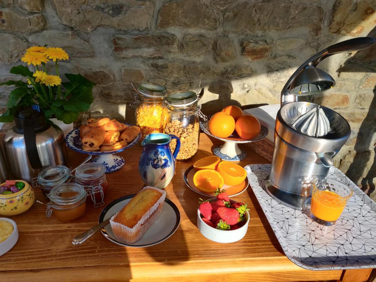Les Fleurs Du Mont Bed & Breakfast Caux Exterior foto